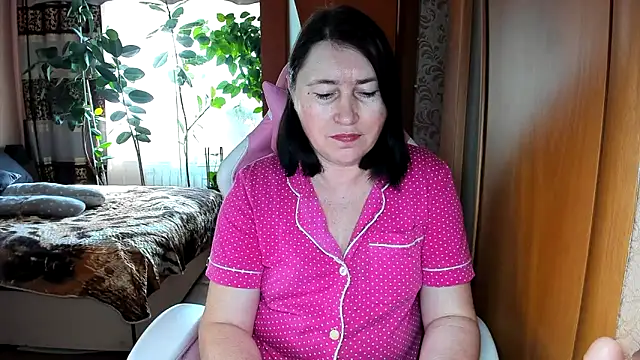 Snapshot of Tatyana51 chatting on April 28, 2026, 8:19 am Tatyana51 online show from April 28, 2026, 8:19 am