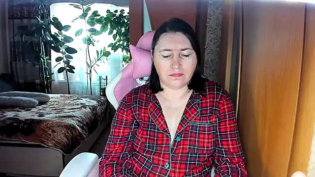 Snapshot of Tatyana51 chatting on April 25, 2026, 5:43 am Tatyana51 online show from April 25, 2026, 5:43 am