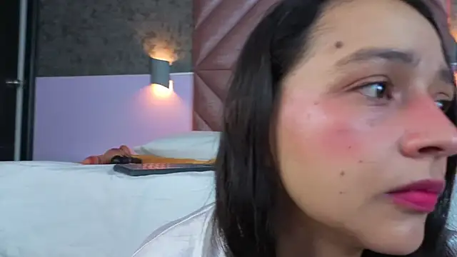 Snapshot of samarha_xue chatting on December 20, 2025, 11:24 am samarha xue online show from December 20, 2025, 11:24 am