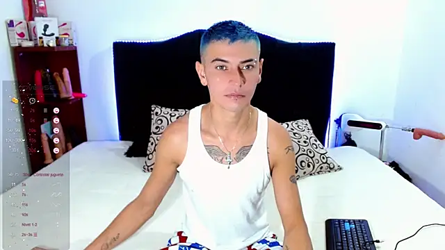 Snapshot of _snopyy_ chatting on October 13, 2025, 7:59 pm  snopyy  online show from October 13, 2025, 7:59 pm