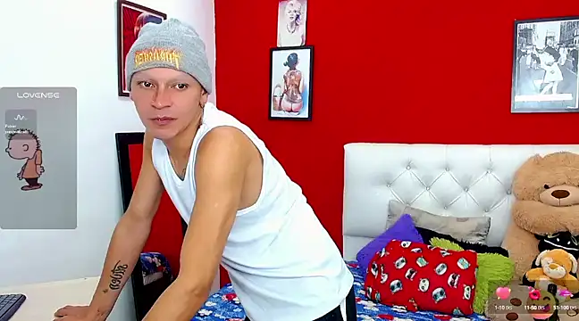 Snapshot of _snopyy_ chatting on January 10, 2025, 9:31 pm  snopyy  online show from January 10, 2025, 9:31 pm