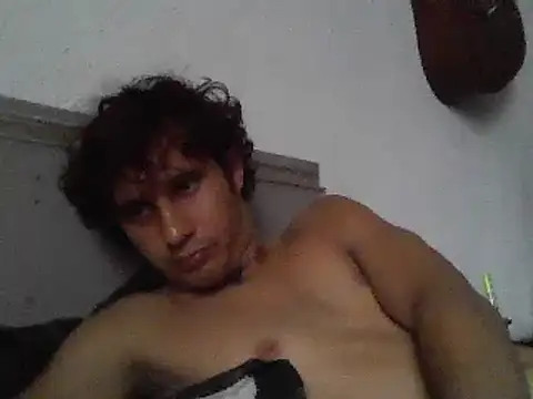 pedrodavid  online show from December 16, 2024, 8:26 pm