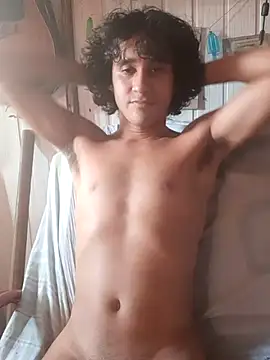 Snapshot of pedrodavid_ chatting on May 6, 2026, 8:57 pm pedrodavid online show from May 6, 2026, 8:57 pm