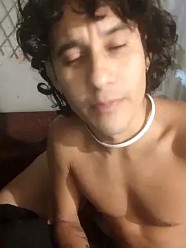 Snapshot of pedrodavid_ chatting on April 21, 2026, 2:51 am pedrodavid online show from April 21, 2026, 2:51 am