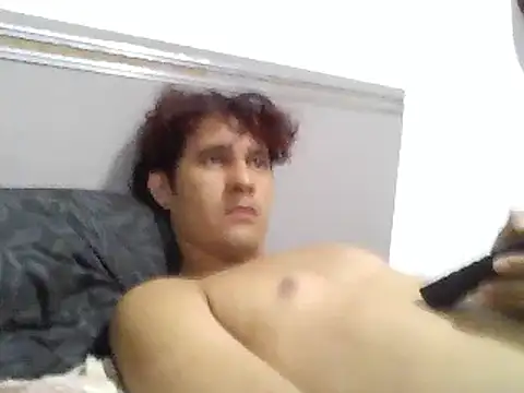 pedrodavid  online show from December 3, 2024, 11:18 pm