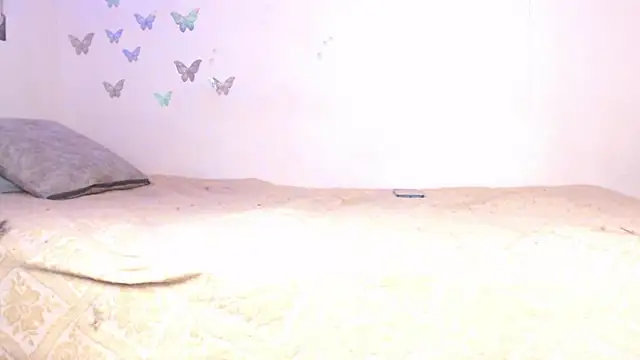 Angell Dustt  online show from February 15, 2025, 7:16 am