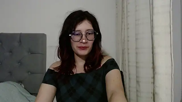 mariana124- online show from February 2, 2025, 6:14 am