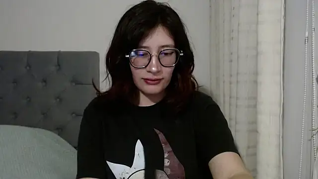 mariana124- online show from January 21, 2025, 10:30 pm