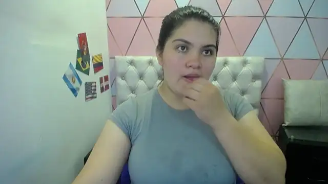 Snapshot of Marinasexxx chatting on July 4, 2026, 6:45 pm Marinasexxx online show from July 4, 2026, 6:45 pm