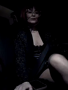 Snapshot of cincinzia chatting on February 26, 2025, 8:58 pm cincinzia online show from February 26, 2025, 8:58 pm