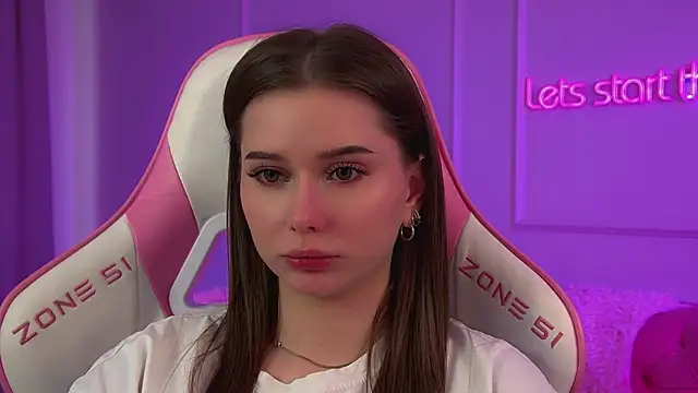 DianaVert online show from June 3, 2026, 2:33 pm
