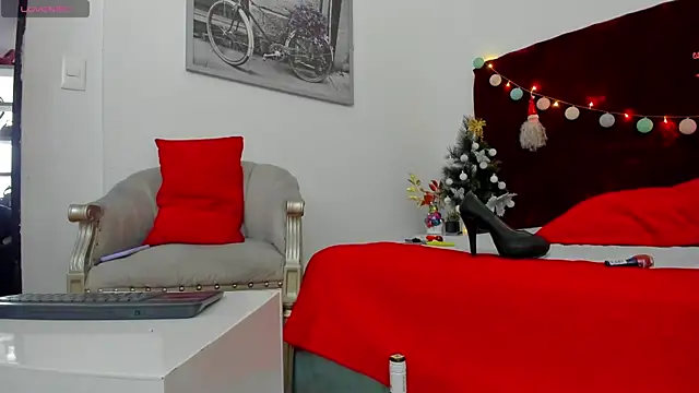 Lady Godss online show from December 7, 2024, 1:08 am