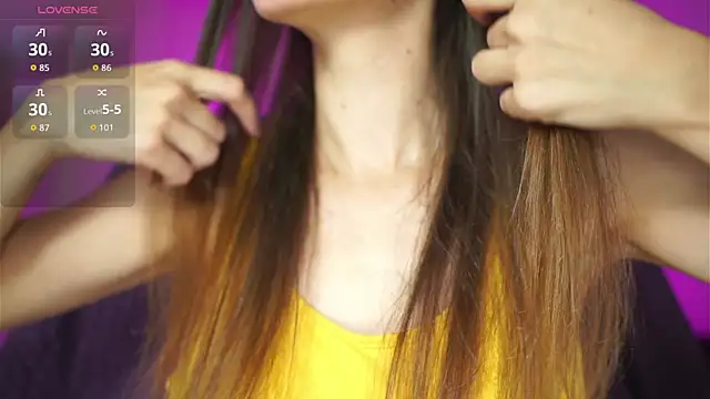 Miss  Bia online show from November 18, 2025, 10:13 pm