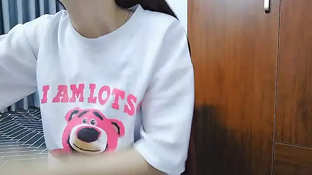 Snapshot of Cindy--Cici chatting on March 19, 2025, 1:21 am Cindy--Cici online show from March 19, 2025, 1:21 am