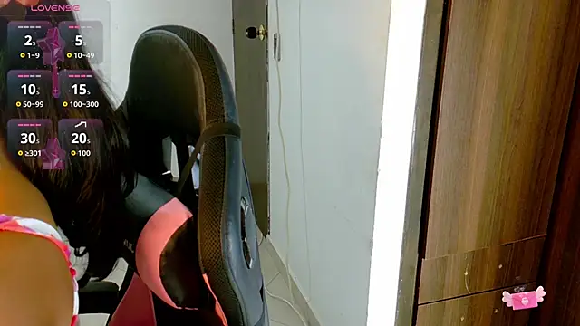 Snapshot of Abby_tits chatting on March 1, 2026, 7:58 pm Abby tits online show from March 1, 2026, 7:58 pm