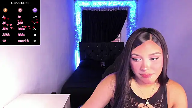 Snapshot of Mariana_Hasper_ chatting on February 15, 2025, 10:42 pm Mariana Hasper online show from February 15, 2025, 10:42 pm