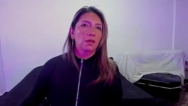 MichelleManson online show from September 26, 2025, 11:06 am