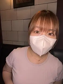 Snapshot of mei_hosina chatting on May 26, 2026, 12:58 pm mei hosina online show from May 26, 2026, 12:58 pm