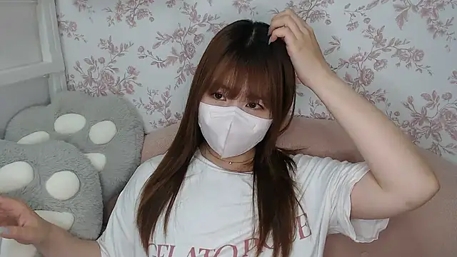 Snapshot of mei_hosina chatting on June 15, 2026, 3:44 pm mei hosina online show from June 15, 2026, 3:44 pm