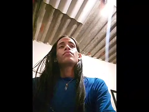 AlexaWarner online show from December 2, 2025, 7:04 pm