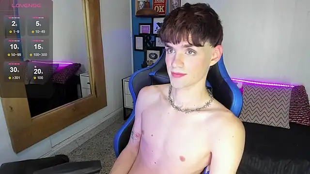 VladHellsing4 online show from March 19, 2025, 5:17 pm