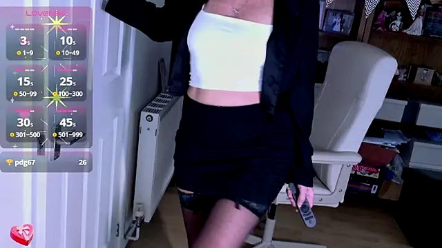 Snapshot of TopazCamgirl chatting on December 11, 2024, 2:44 pm TopazCamgirl online show from December 11, 2024, 2:44 pm