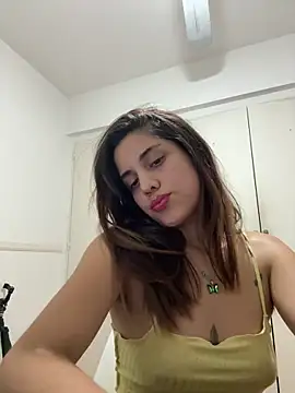 SaraLatinayPrimiciax online show from March 21, 2025, 3:46 pm