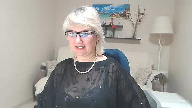 FleurMays online show from February 25, 2025, 1:00 pm