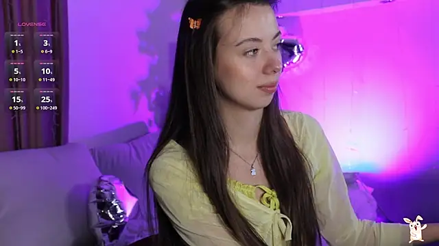 Snapshot of Goldy_Grace_ chatting on February 21, 2025, 11:44 am Goldy Grace  online show from February 21, 2025, 11:44 am