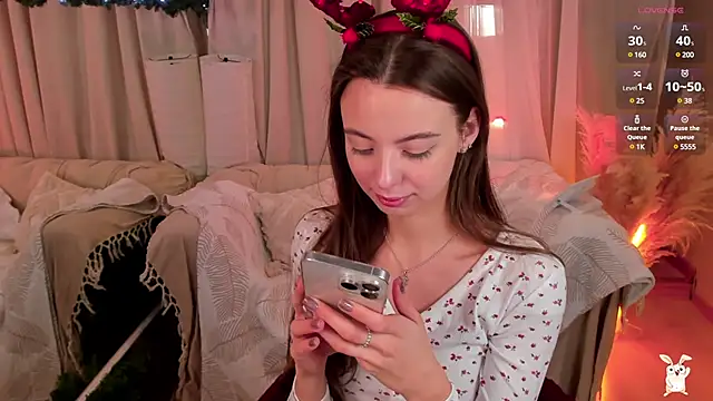 Snapshot of Goldy_Grace_ chatting on December 27, 2024, 6:46 am Goldy Grace  online show from December 27, 2024, 6:46 am