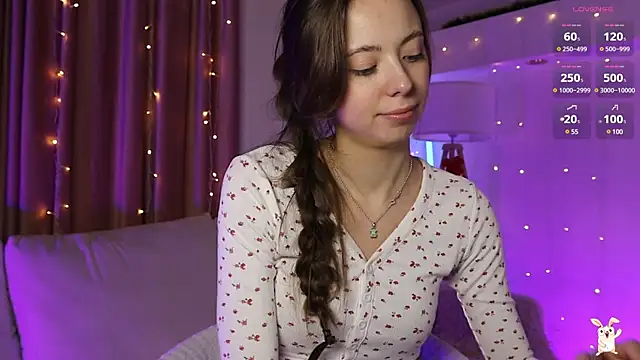 Snapshot of Goldy_Grace_ chatting on January 14, 2025, 2:53 pm Goldy Grace  online show from January 14, 2025, 2:53 pm