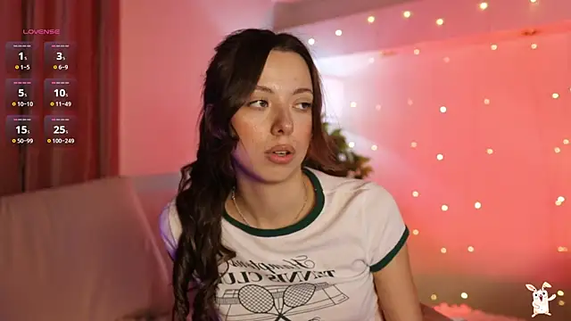 Snapshot of Goldy_Grace_ chatting on February 10, 2025, 6:03 pm Goldy Grace  online show from February 10, 2025, 6:03 pm