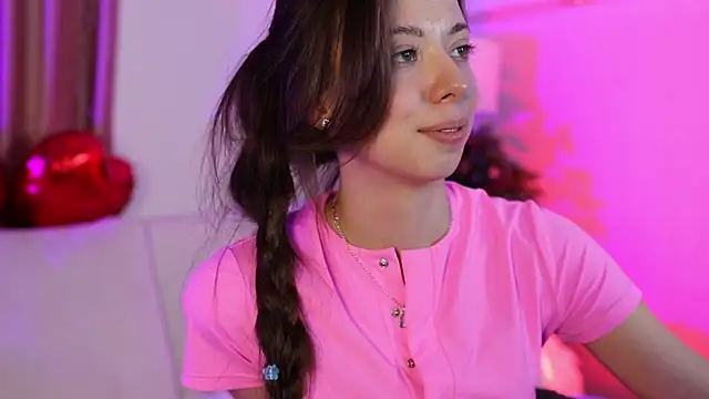 Snapshot of Goldy_Grace_ chatting on February 9, 2025, 2:50 pm Goldy Grace  online show from February 9, 2025, 2:50 pm