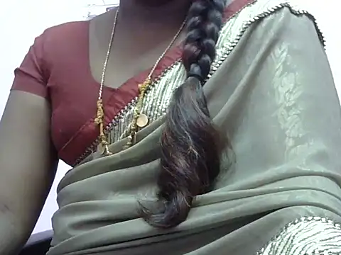 Hot akshara online show from December 18, 2025, 5:17 pm