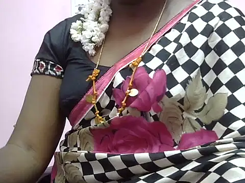 Hot akshara online show from February 21, 2026, 5:15 pm