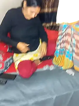 ArishaCouple online show from February 5, 2025, 7:07 am