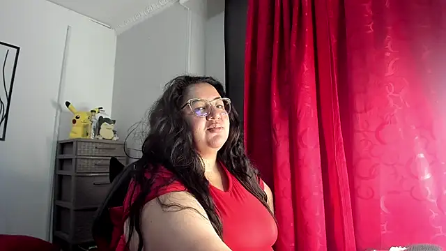 Snapshot of RubyPirsso18 chatting on February 7, 2026, 7:33 pm RubyPirsso18 online show from February 7, 2026, 7:33 pm