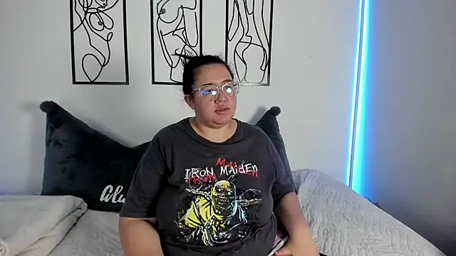 RubyPirsso18 online show from December 20, 2025, 7:17 pm