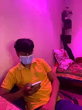 Vampiredaddy  online show from September 28, 2025, 3:41 pm