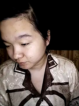 Snapshot of Thomgdee chatting on February 20, 2025, 5:23 am Thomgdee online show from February 20, 2025, 5:23 am