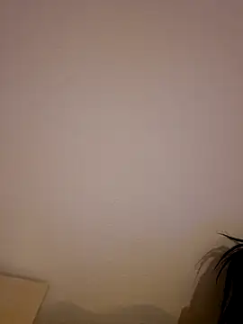 Jujuicy 97 online show from April 15, 2026, 6:34 pm