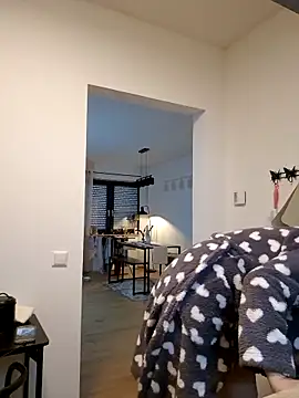 Snapshot of Jujuicy_97 chatting on October 26, 2025, 7:09 am Jujuicy 97 online show from October 26, 2025, 7:09 am