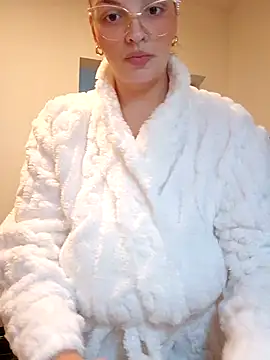 Snapshot of Jujuicy_97 chatting on November 7, 2025, 4:44 pm Jujuicy 97 online show from November 7, 2025, 4:44 pm