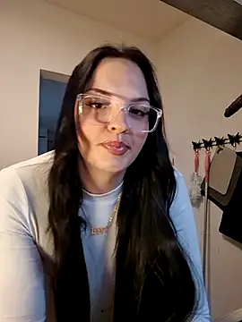 Snapshot of Jujuicy_97 chatting on October 28, 2025, 7:57 pm Jujuicy 97 online show from October 28, 2025, 7:57 pm