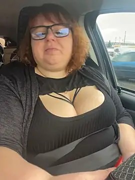 Snapshot of Tania-myr87_ZD chatting on March 19, 2025, 1:43 am Tania-myr87 ZD online show from March 19, 2025, 1:43 am