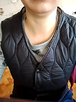 JasminePham online show from November 20, 2025, 1:39 am