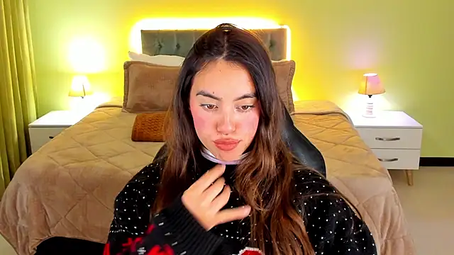 Snapshot of _Charlotte_evans_1 chatting on September 18, 2025, 11:30 pm Charlotte evans 1 online show from September 18, 2025, 11:30 pm