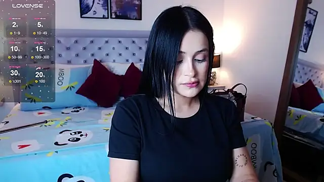 Snapshot of sarascottt chatting on February 14, 2026, 6:52 pm sarascottt online show from February 14, 2026, 6:52 pm