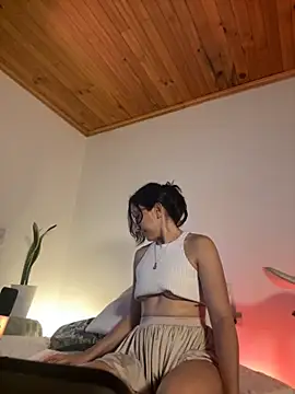 Snapshot of paula_perez09 chatting on September 16, 2025, 4:02 am paula perez09 online show from September 16, 2025, 4:02 am