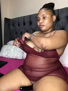 Anaelle24 online show from March 10, 2026, 3:16 pm